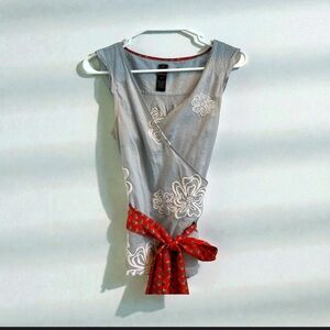 Anthropologie Lithe Flutter Sleeve 4 wrap tank